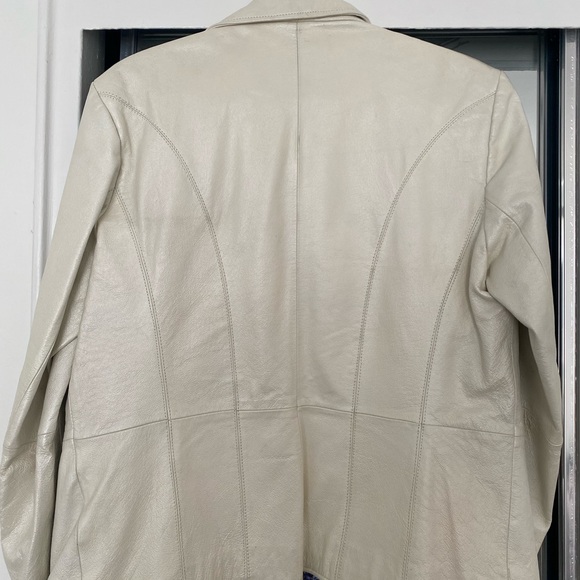 Vintage white leather jacket - Picture 7 of 7